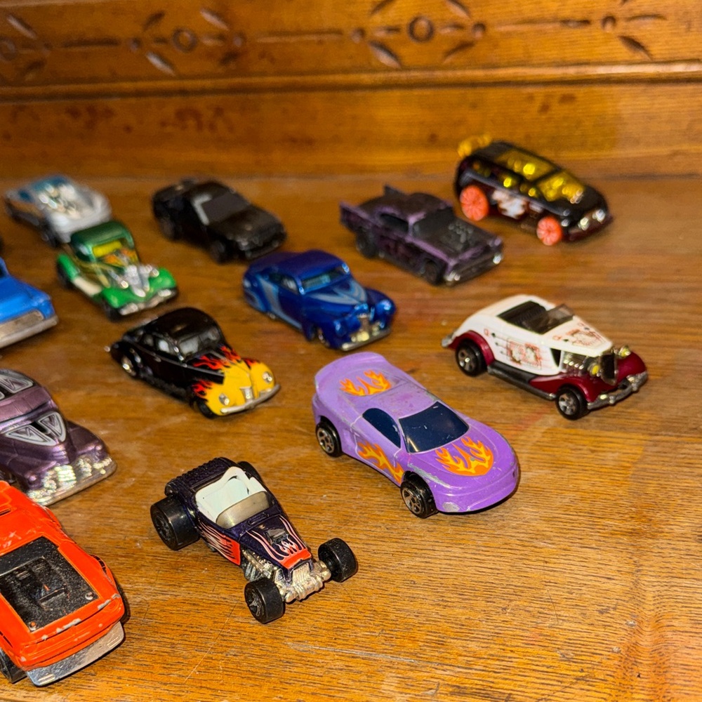 Vibrant Toy Car Collection with Flames-20